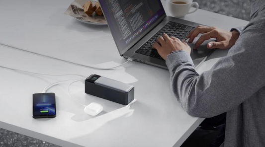What to Do If Your Power Bank Starts Swelling: Causes, Dangers & Safe Disposal